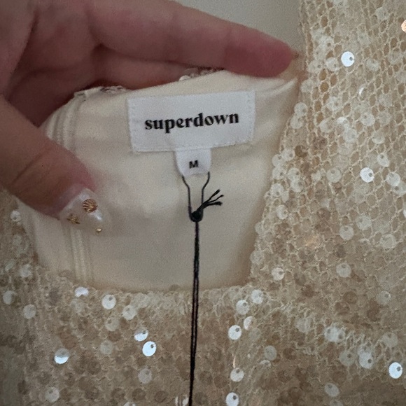 Revolve - Picture 5 of 6